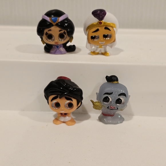 Disney Doorables Aladdin Figure Set - Picture 1 of 3